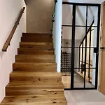 Roubenka Pod Hvezdami Chalet
