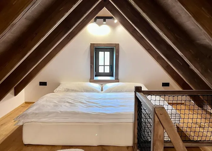 Roubenka Pod Hvezdami Strážné