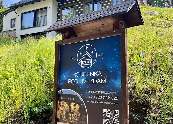 Roubenka Pod Hvezdami Alpstuga Strážné